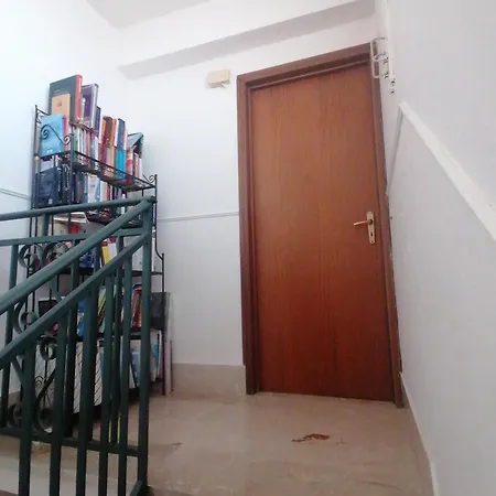 Homestay Stanza Con Terrazza